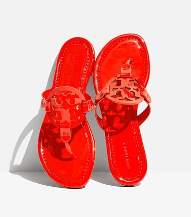 FLAT SANDALS