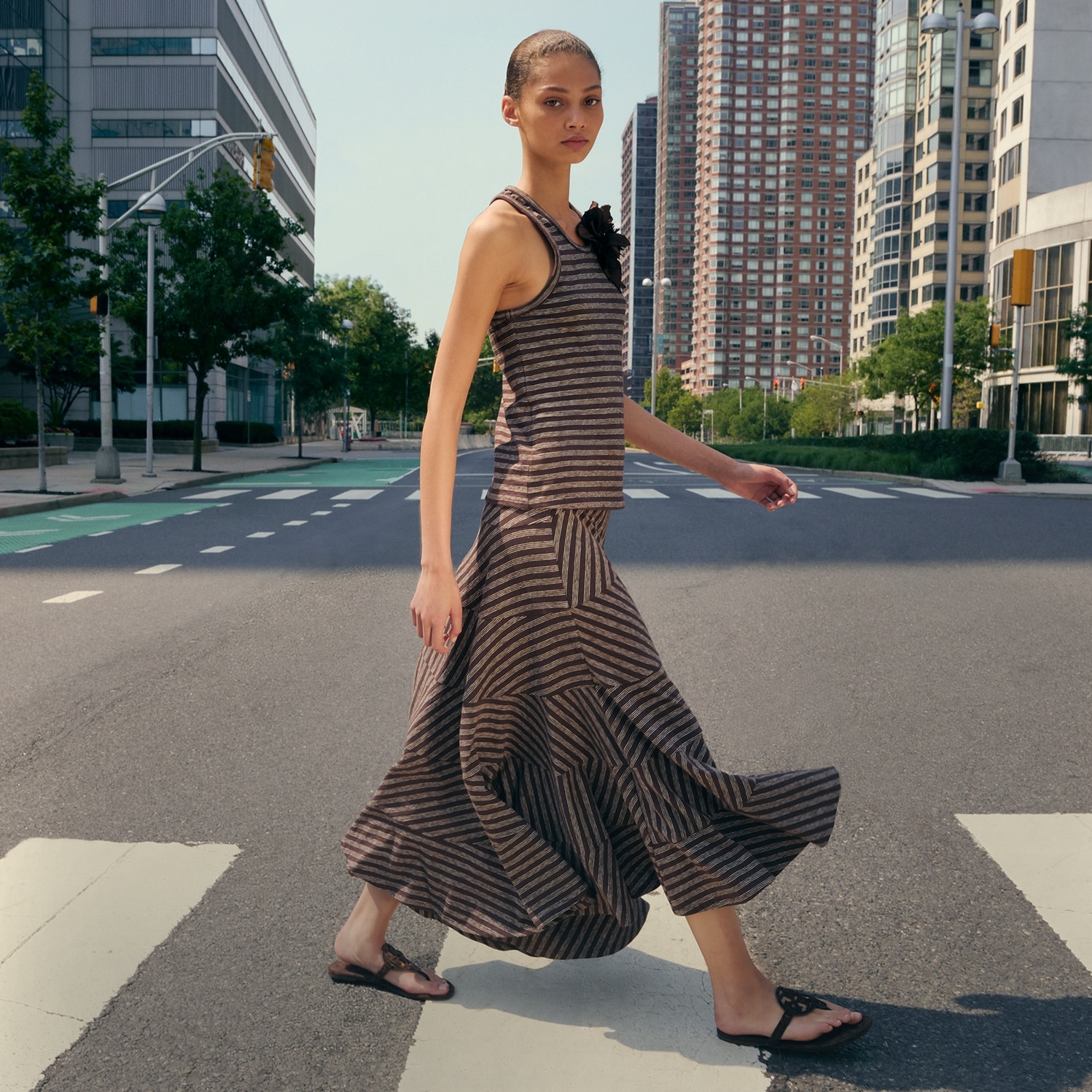 READY-TO-WEAR