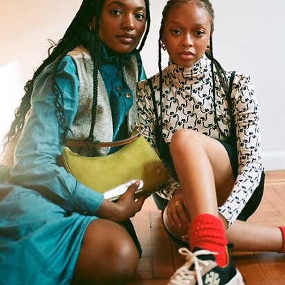 グッドラック トレーナー | トリー バーチ 公式オンラインストア