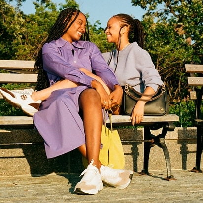 グッドラック トレーナー | トリー バーチ 公式オンラインストア