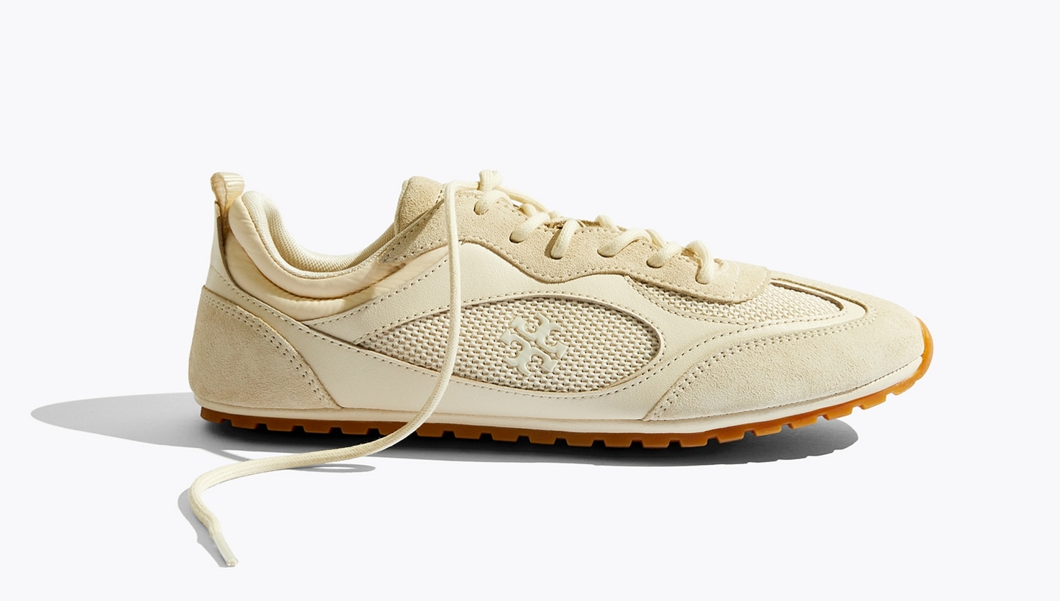 MUST-HAVE SHOES