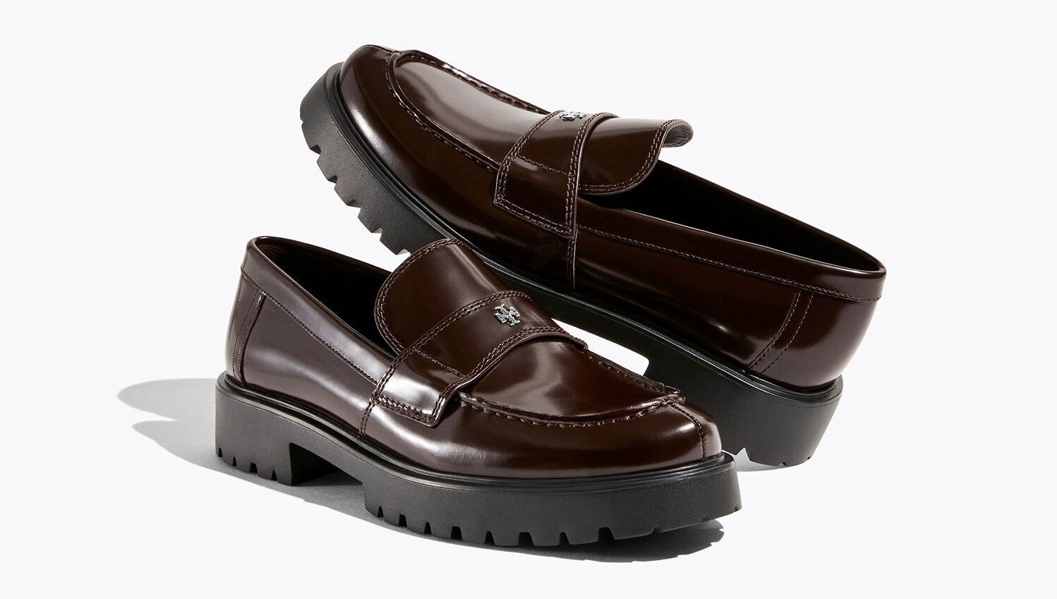 トリーバーチ ローファー　ブラック Amazon | Tory Burch レディース ペリンローファー