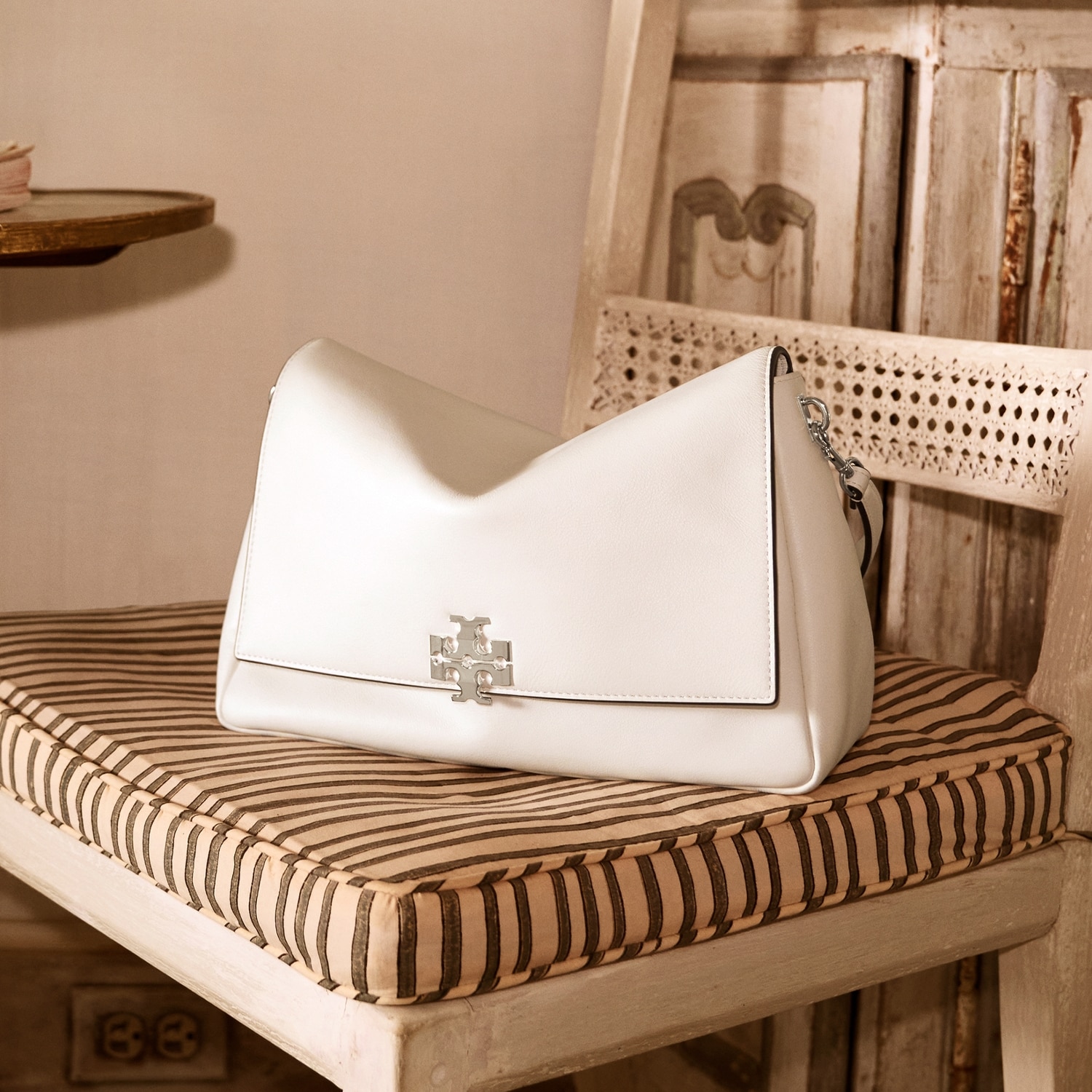 Shop the White Handbag