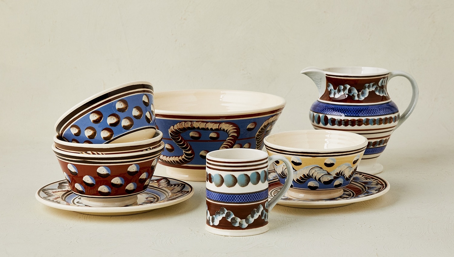 Mochaware Dining Set