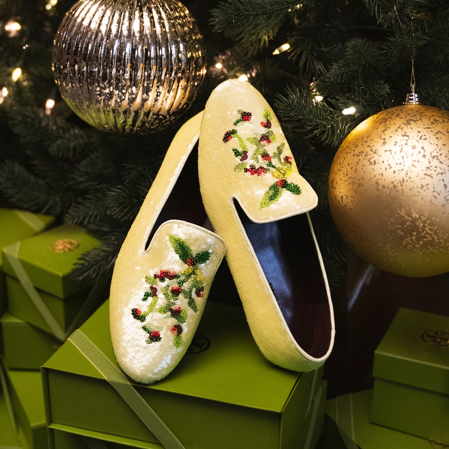 Shop the Smoking Slipper