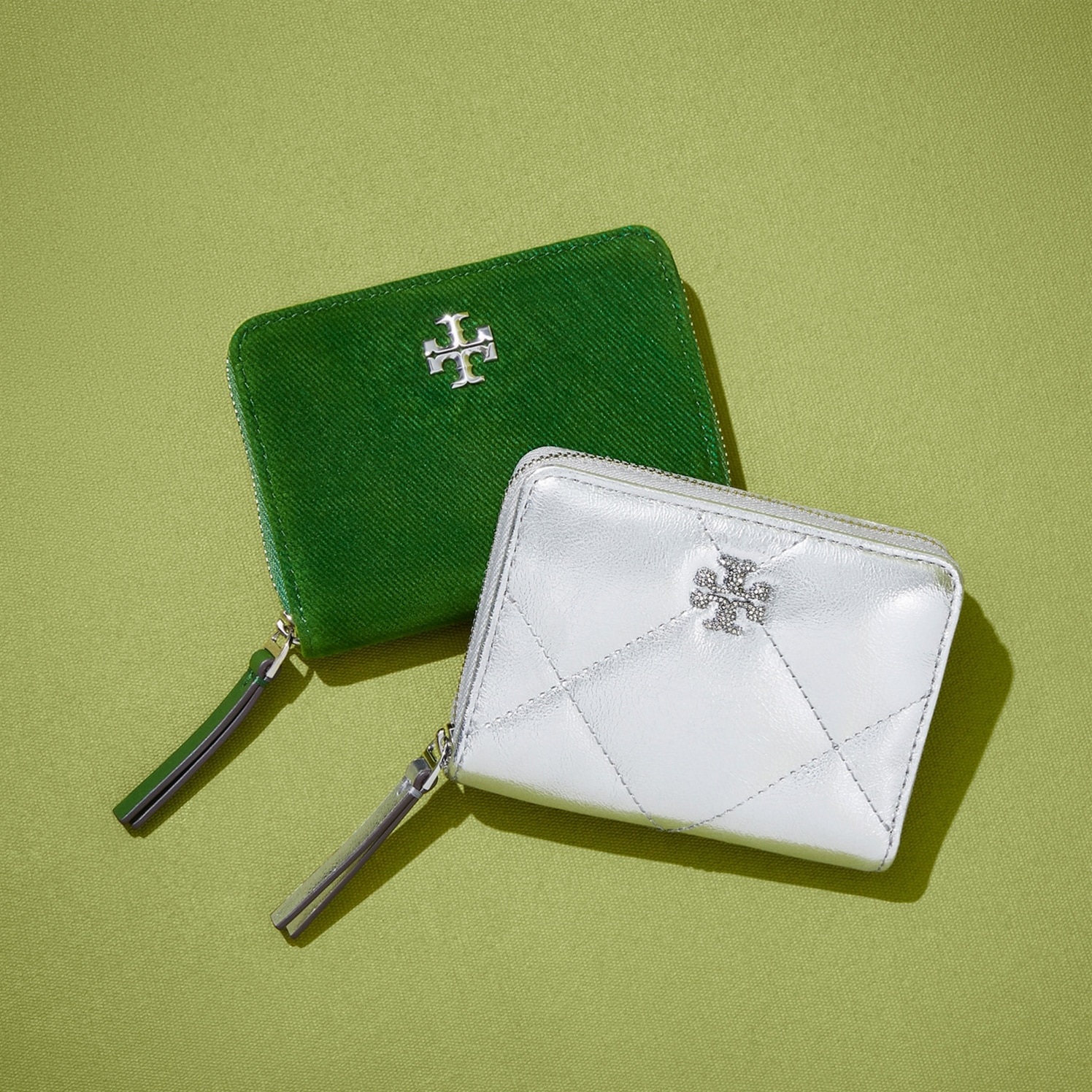 財布　シルバー