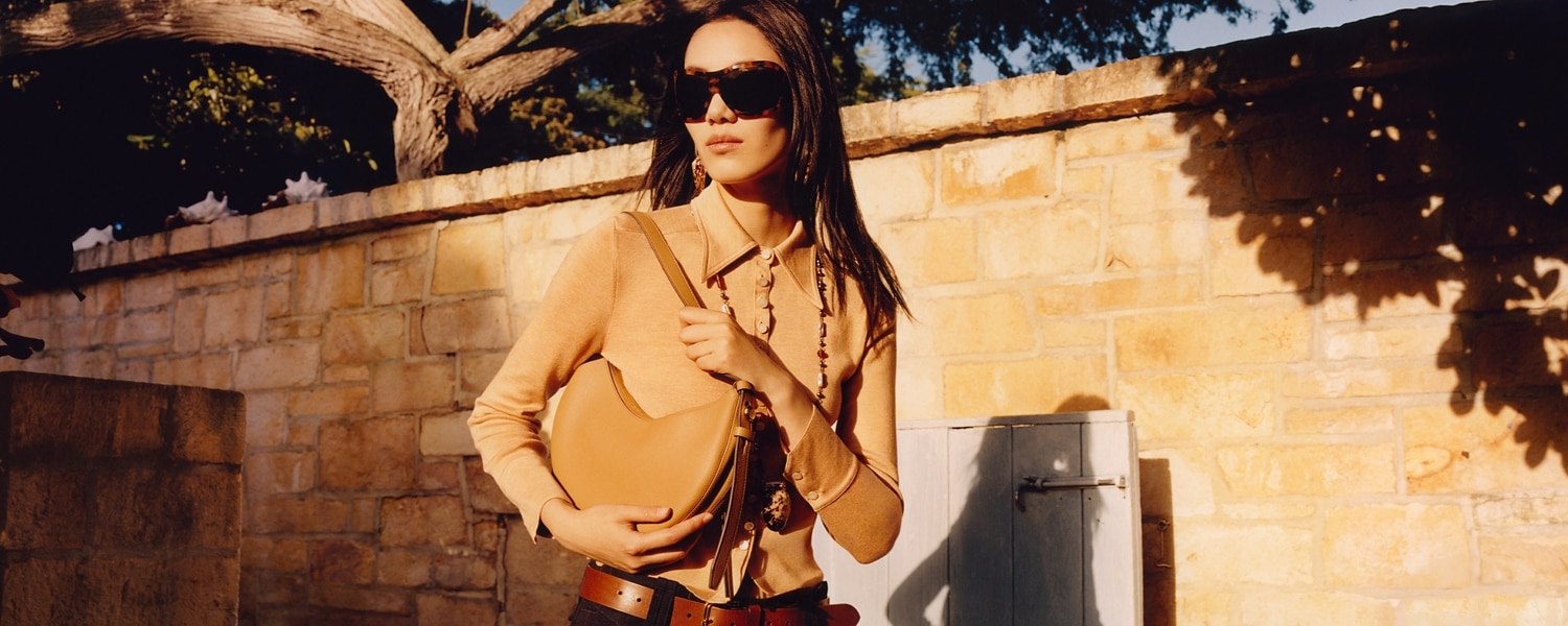 ショルダーバッグ　茶色