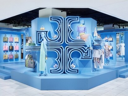 DESTINATION ANYWHERE POP-UP | トリーバーチ公式オンラインストア