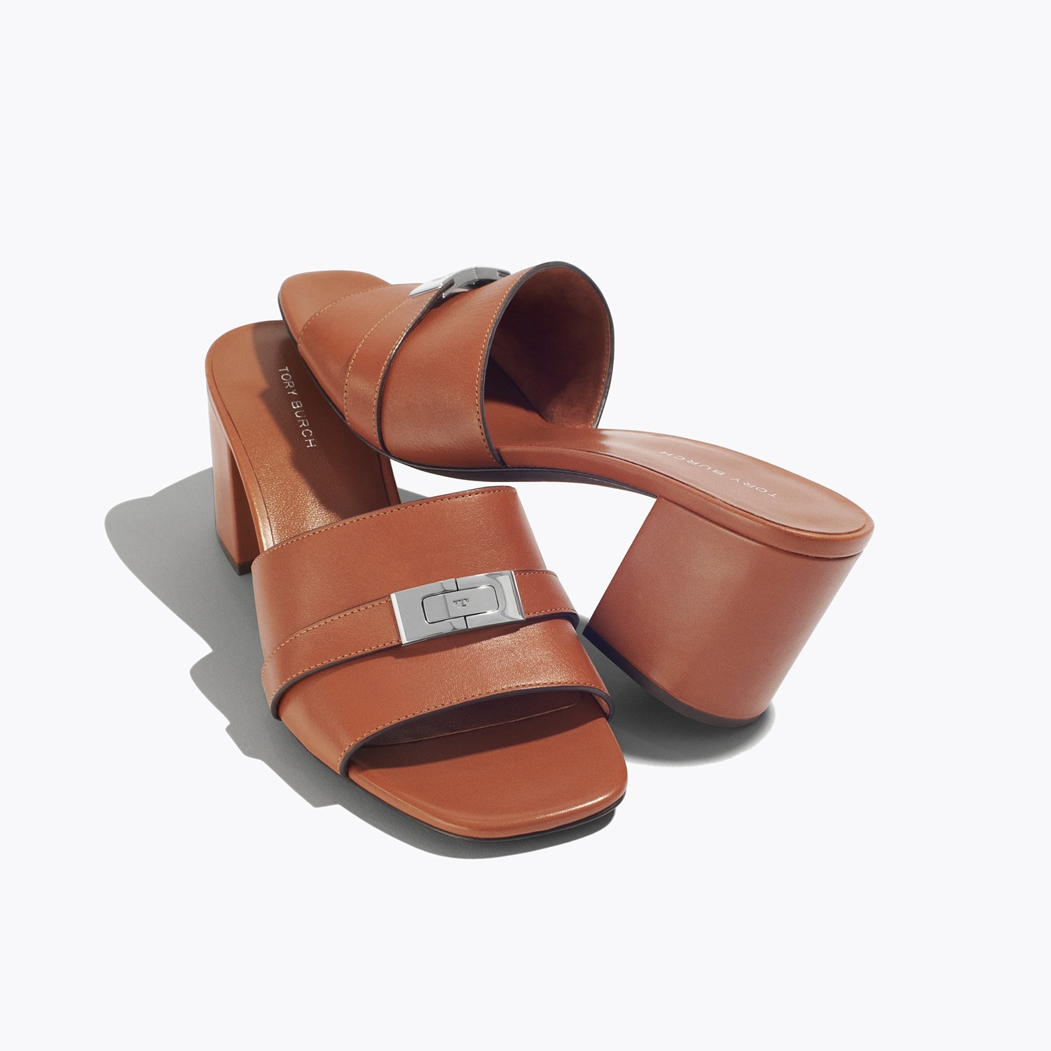 リーリー ミュールを見る