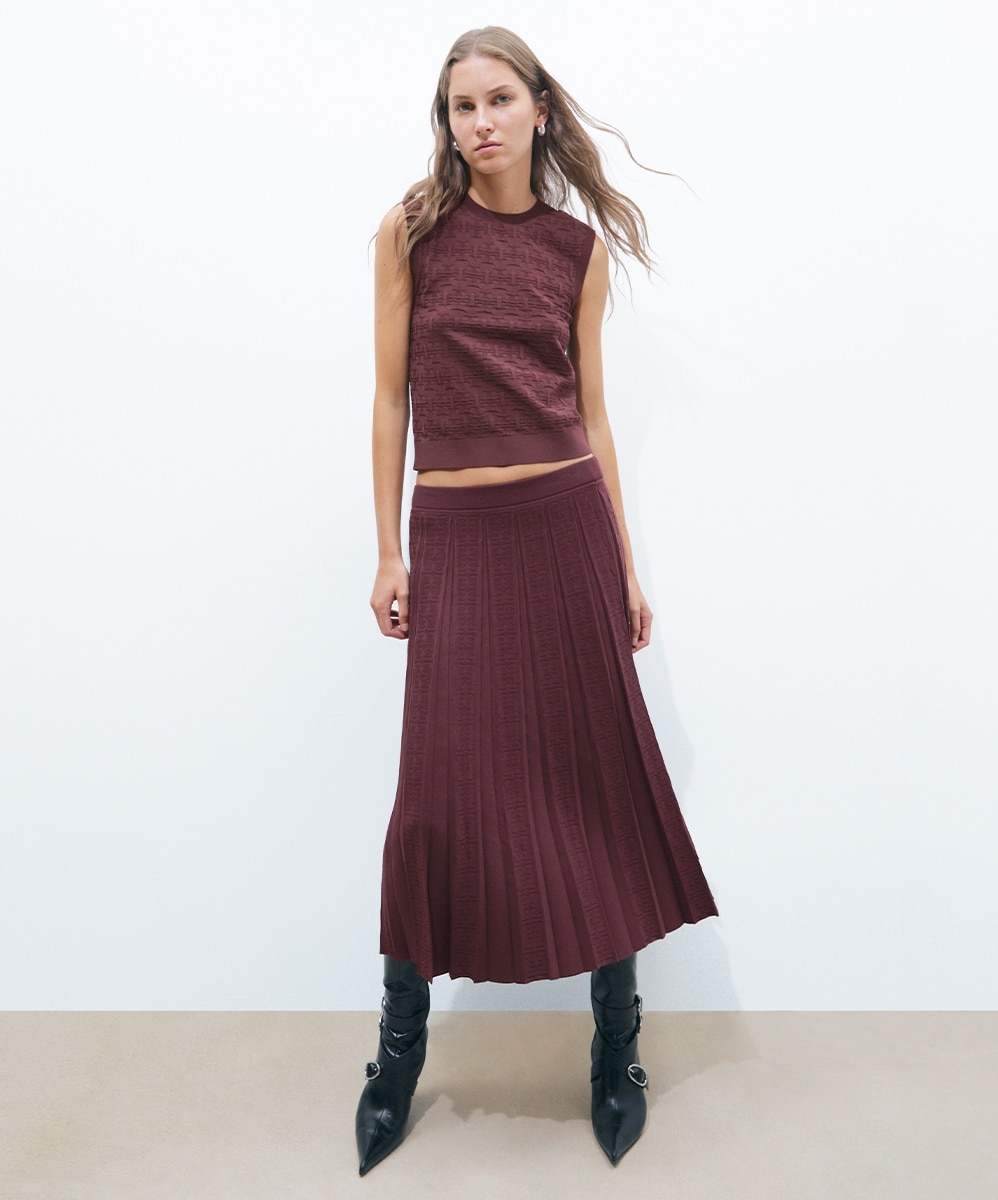 Shop the skirt