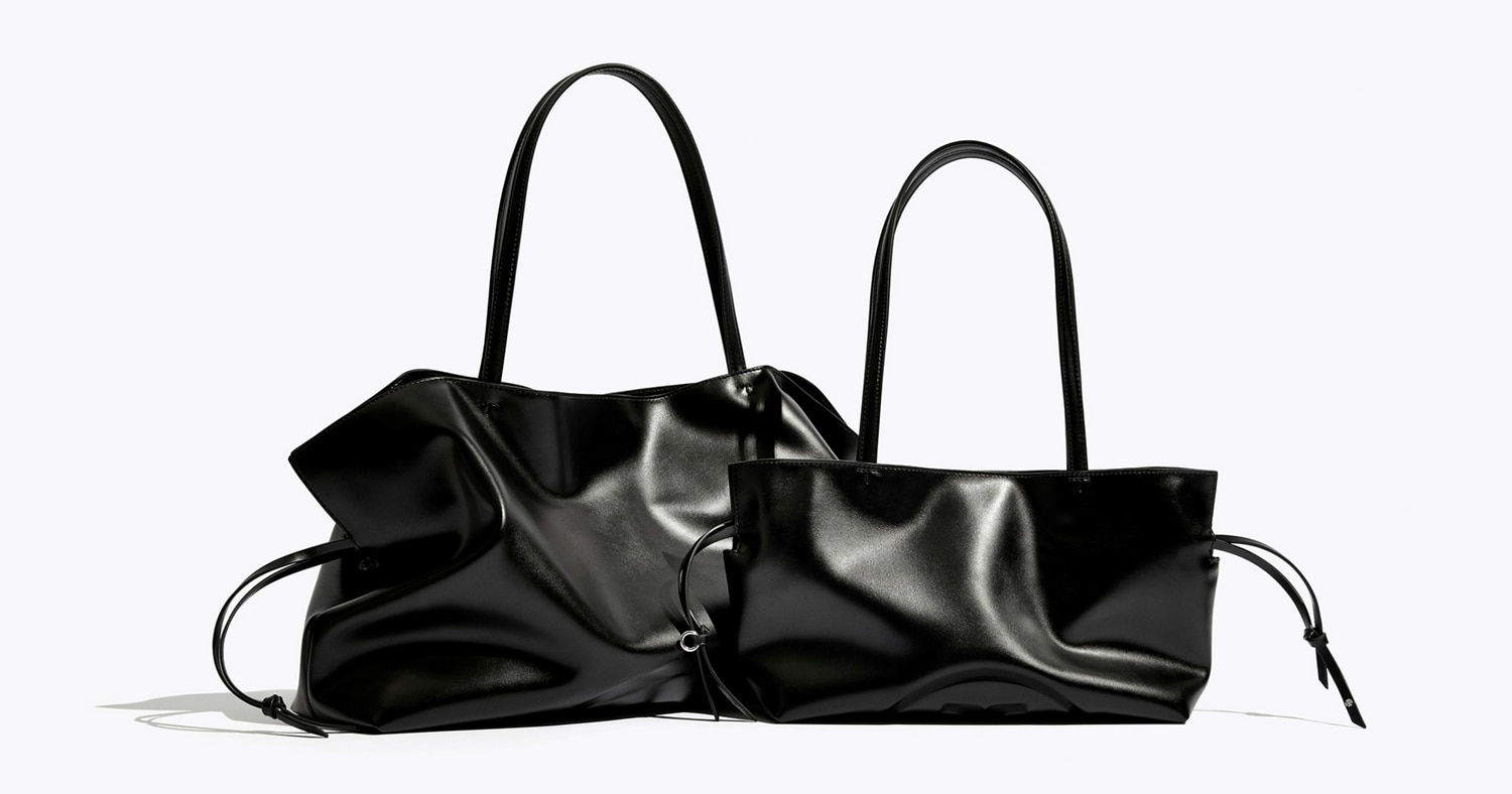 エラ Natuura ドローストリングバッグを見る