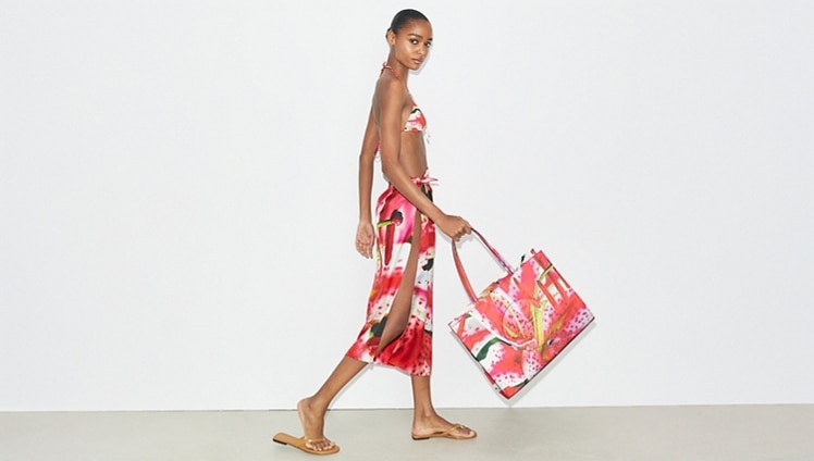 Shop the Ella Printed Tote