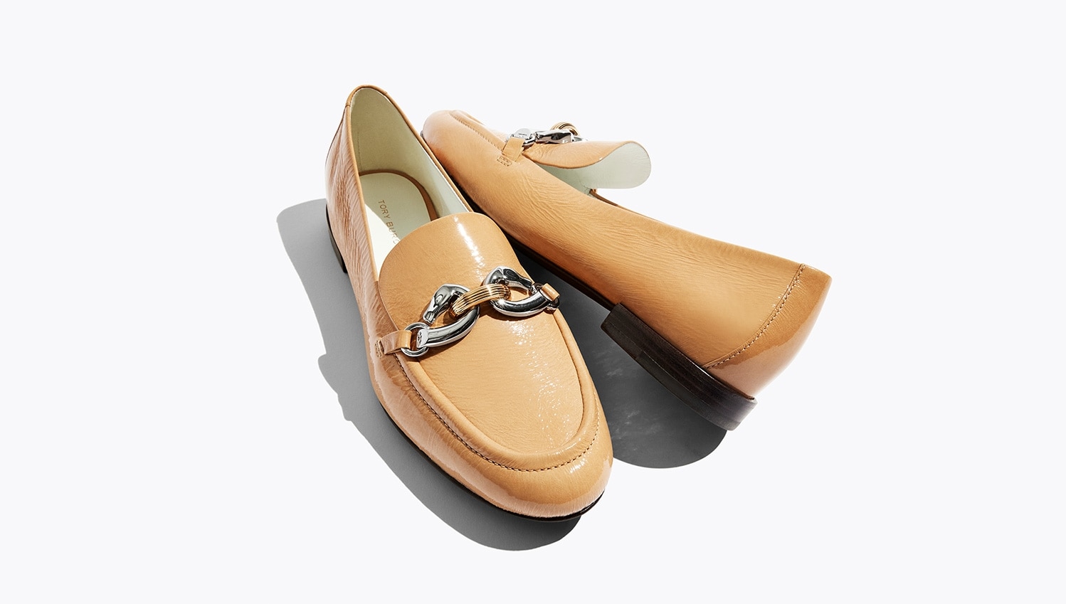 トリバーチ　ローハー クラシック ローファー: レディース フラット | Tory Burch JP