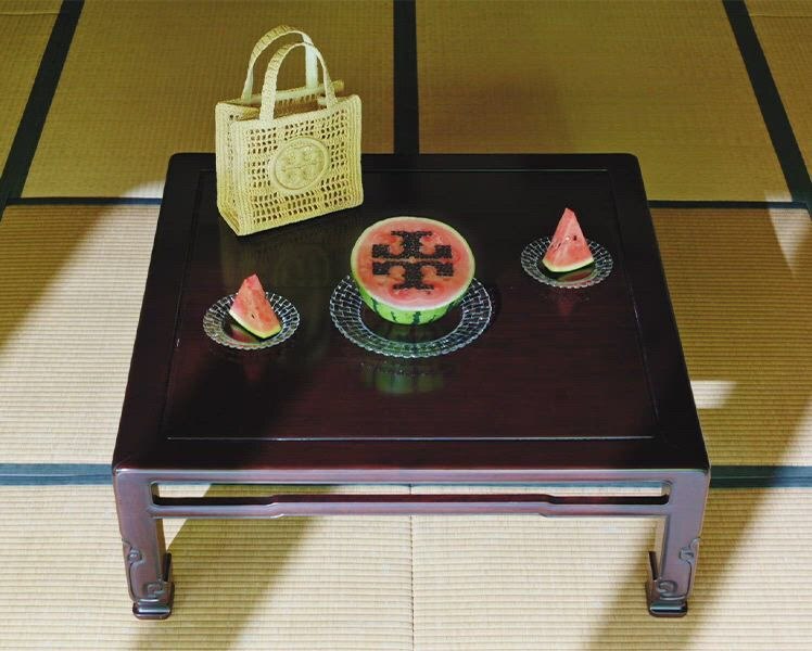 トリーバーチオンライン限定品 すべて見る | 新作商品 | トリー バーチ 公式オンラインストア