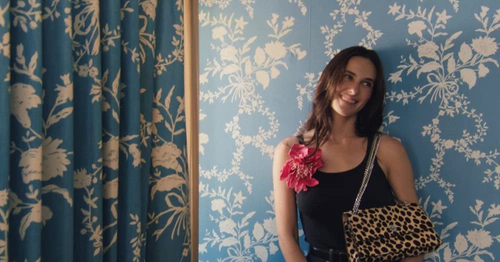 TB_SPF25_CAMPAIGN_VIDEO_6SEC_KIRA_TURNLOCK_HAIRCALF_DSK_8col_1000x524