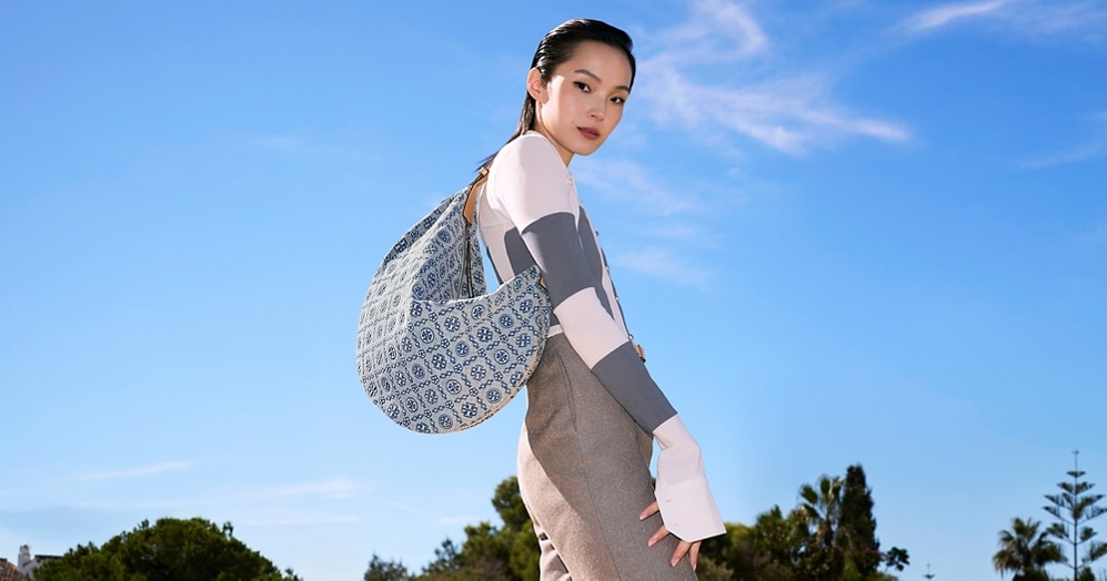 T Monogram Contrast Tote