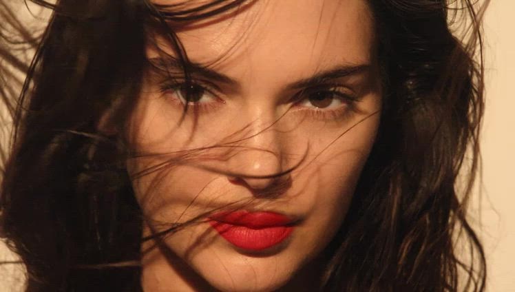 TB_SUBLIME_CAMPAIGN_VIDEO_10_SITE_GRID_2X1_748x424
