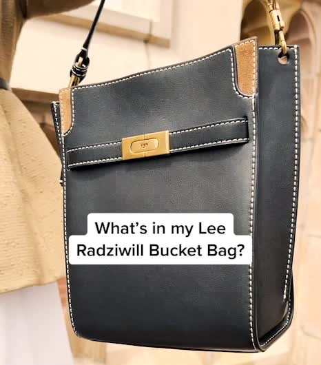 Tory Burch Lee Radziwill Bucket Bag - Black Bucket Bags, Handbags -  WTO590995