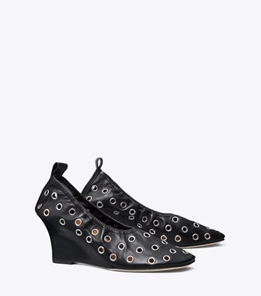 tory burch black wedges