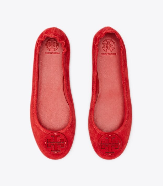 minnie logo medallion cap toe ballet flat