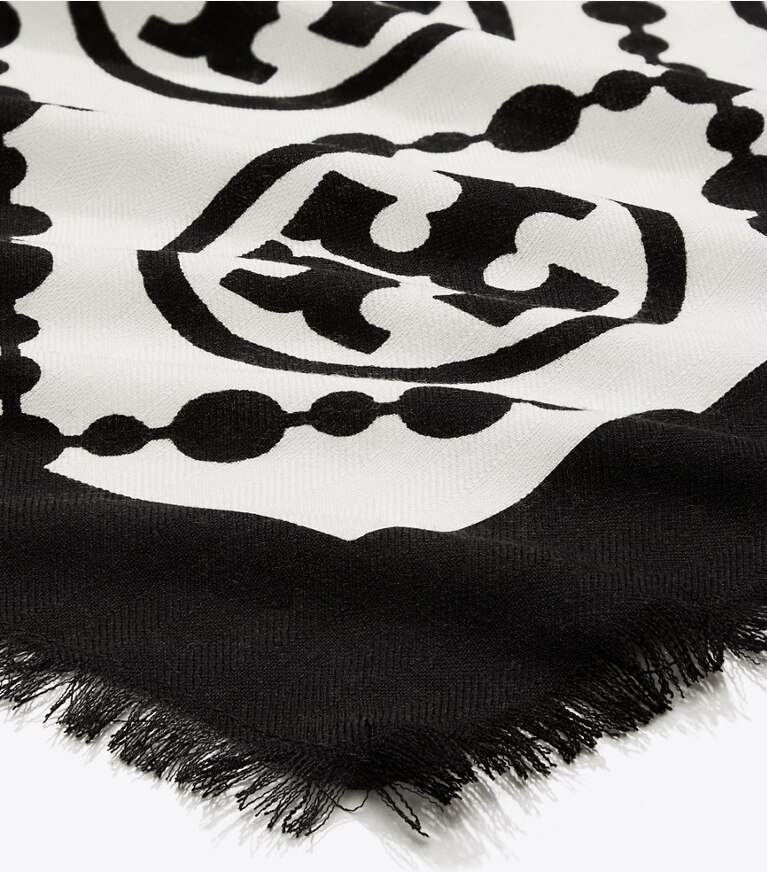 Tory Burch designer écharpes Étole T Monogram à bordure dans T Monogram Bordered Oblong - Black détails