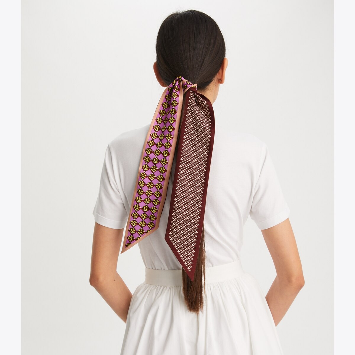 3d-checkered-logo-silk-ribbon-