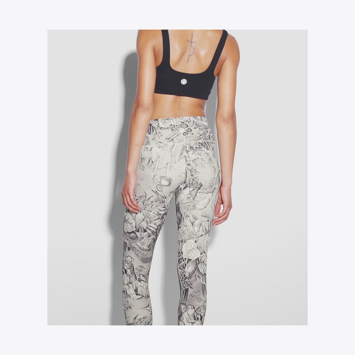 WEIGHTLESS PRINTED 7/8 LEGGING - thumbnail 4