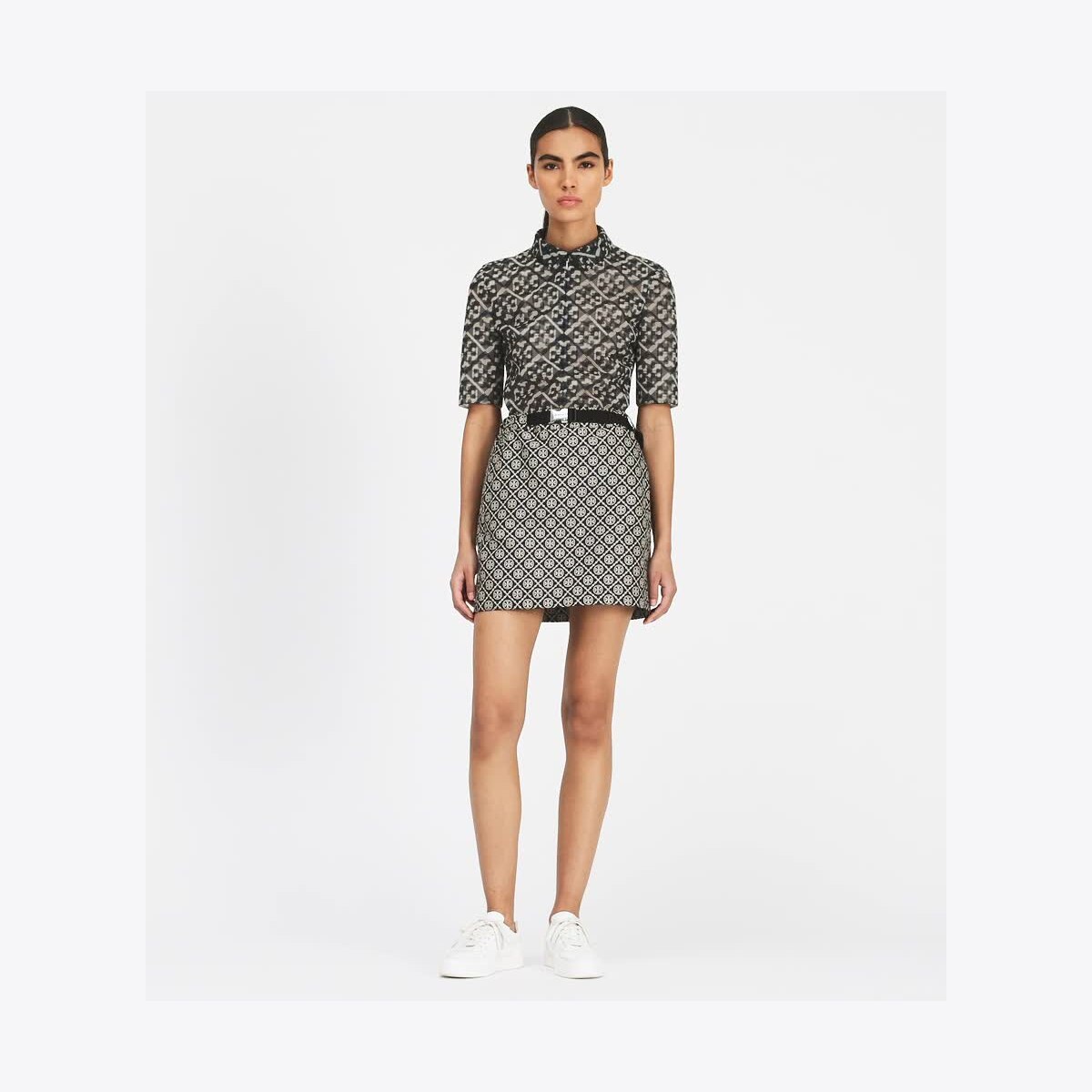 Monogram jacquard pullover×short skirt Jacquard Monogram School Skirt Brown