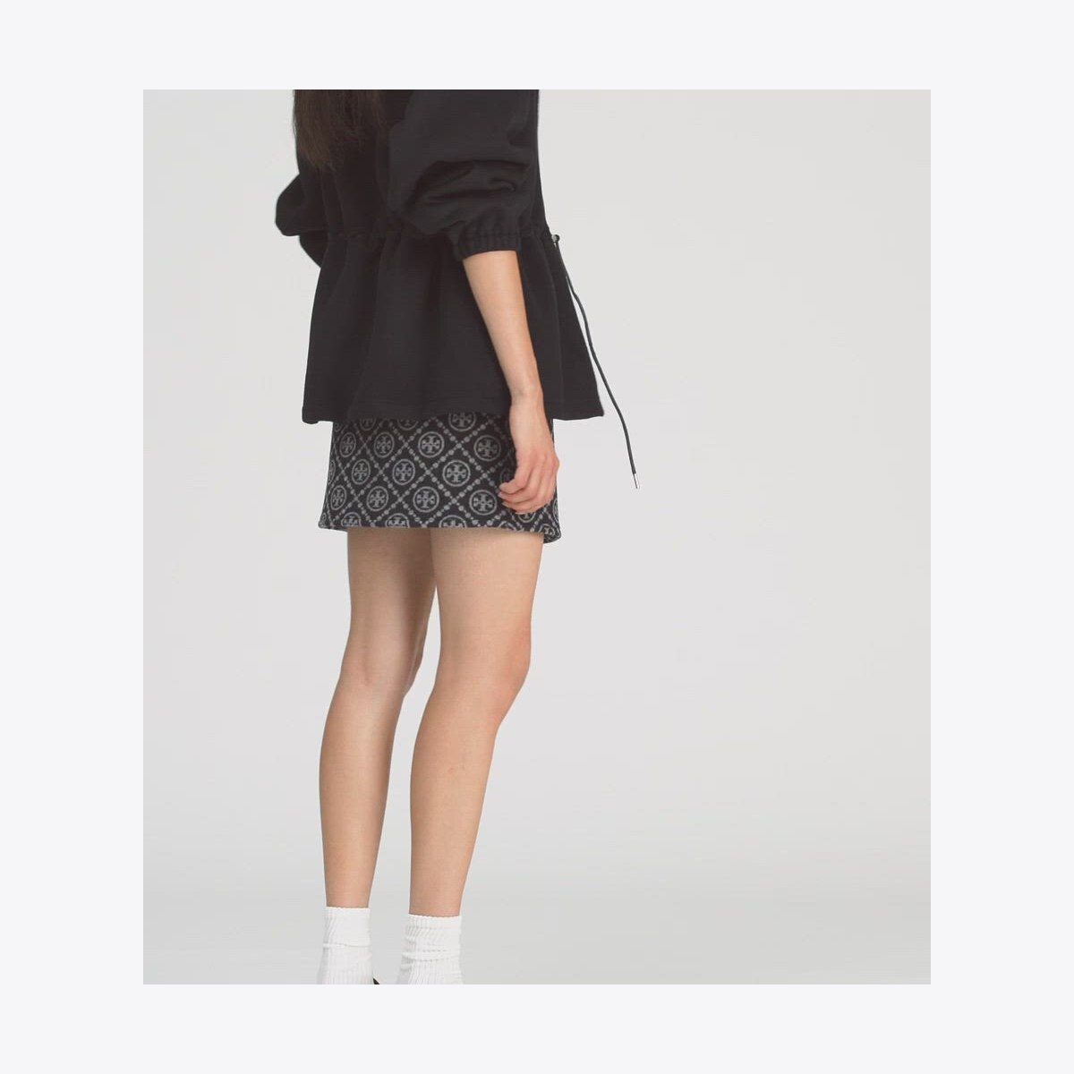 T MONOGRAM REVERSIBLE JACQUARD ANORAK - thumbnail 4