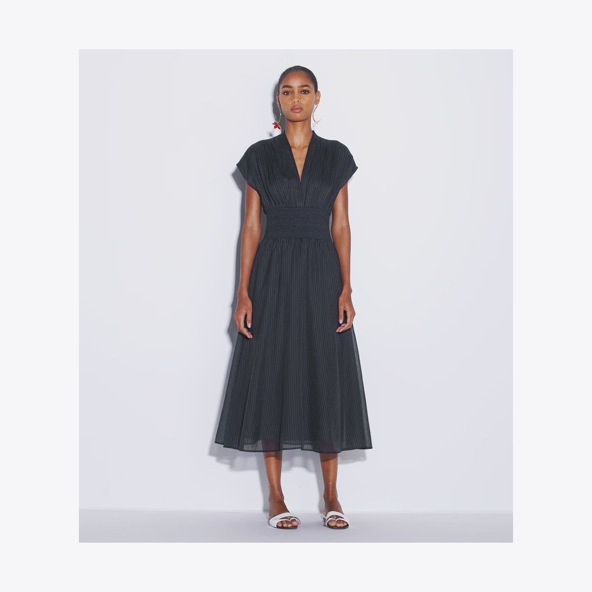 【Tory Burch】Striped Cotton Dress ワンピース ◆国内発送◆ Smocked Dress: Women's Designer Coverups | Tory Burch