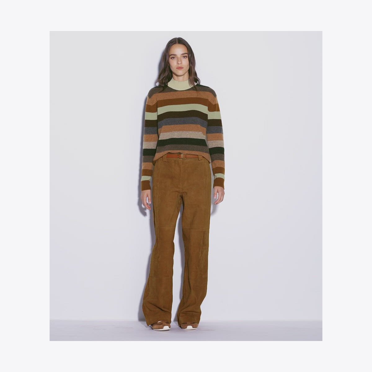 Relaxed-Fit Suede Pant: Women display picture 1