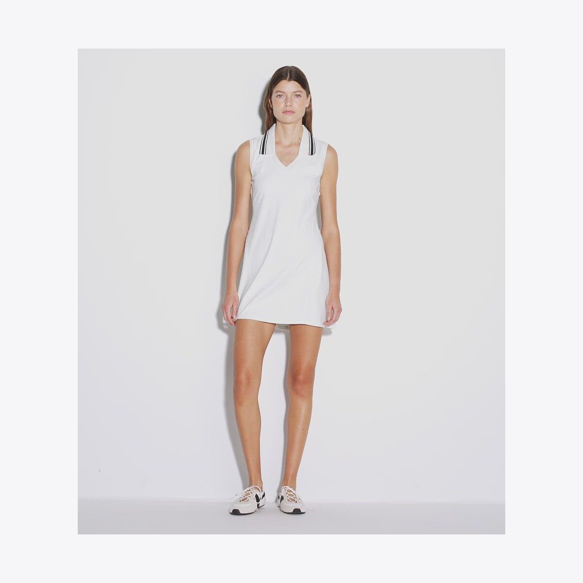 V-NECK TENNIS DRESS - thumbnail 5