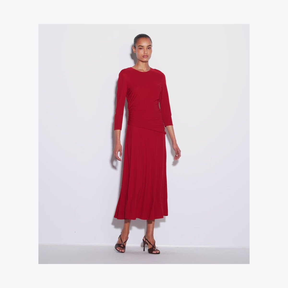 FLARED VISCOSE DRESS - thumbnail 4