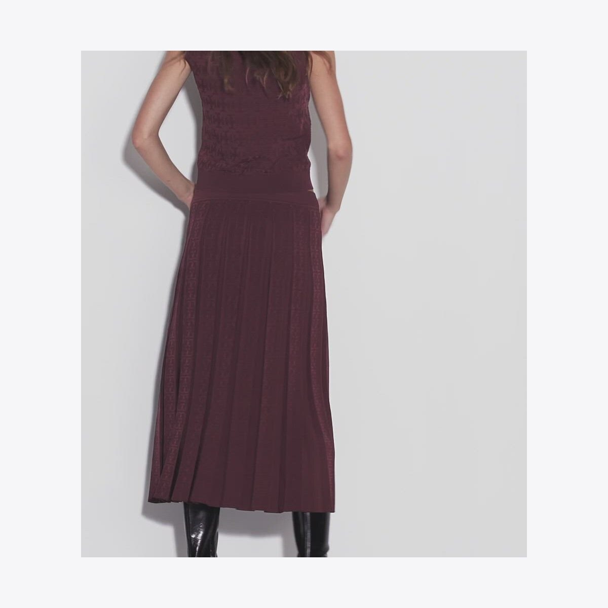T MONOGRAM JACQUARD SKIRT - thumbnail 4
