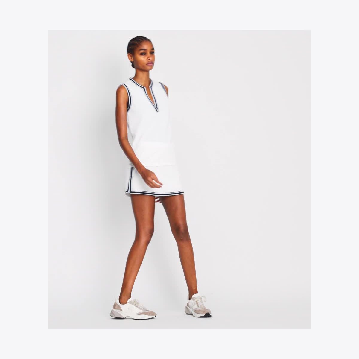 TECH PIQUÉ TENNIS SKIRT - thumbnail 4