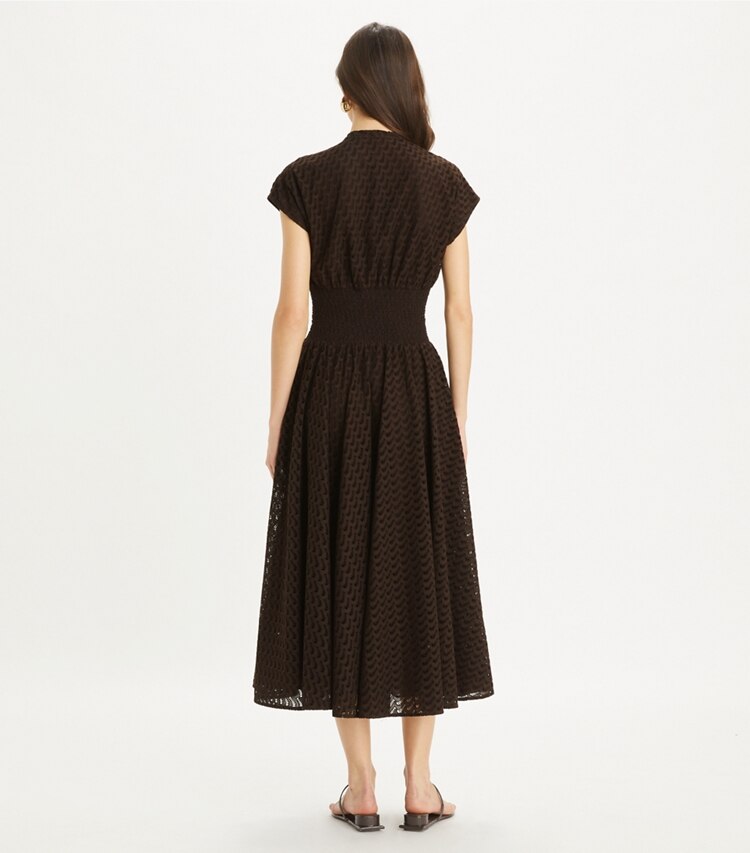 Tory Burch designer abiti Abito in cotone ricamato in Dark Cacao on model back