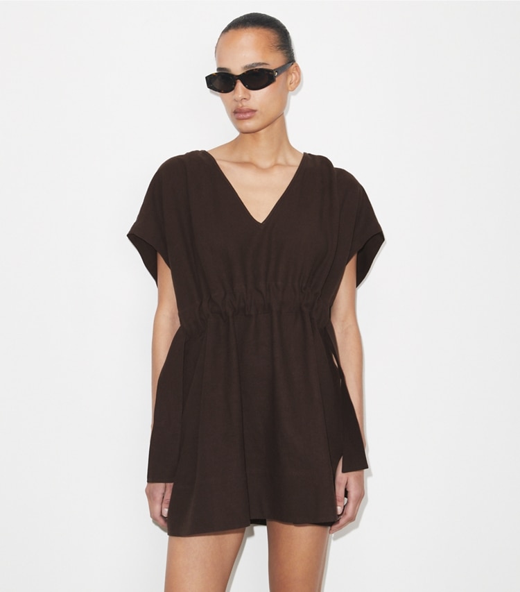 Tory Burch designer copricostume Abito in lino con cintura in Dark Brown on model detail