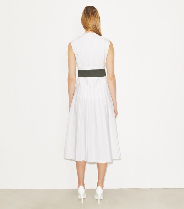 Tory Burch designer abiti Abito in popeline a pieghe in White on model back