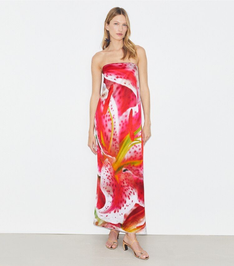 Tory Burch designer abiti Abito senza spalline in viscosa con stampa in Pink Lily parte anteriore su modella