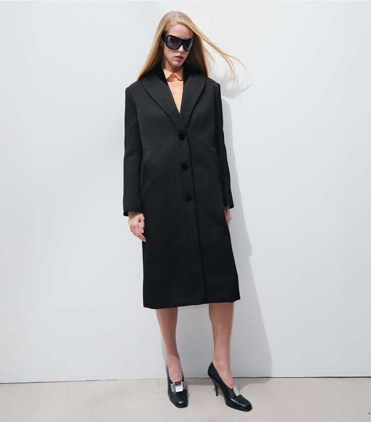Tory Burch diseñador abrigos Abrigo de sarga entallado en Black frente en modelo
