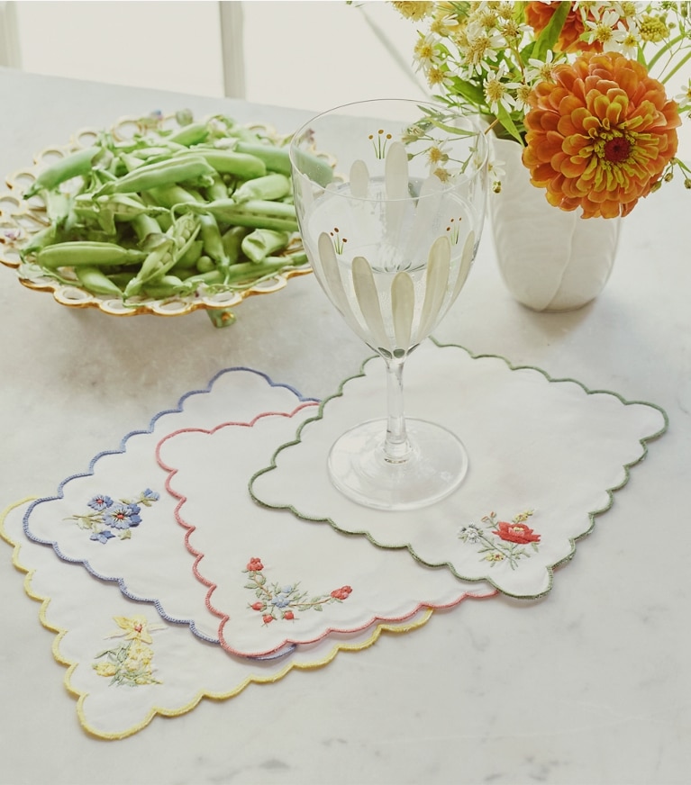 Tory Burch designer linens Afternoon Tea Cocktail Napkin, Set Of 4 in White/Multi front