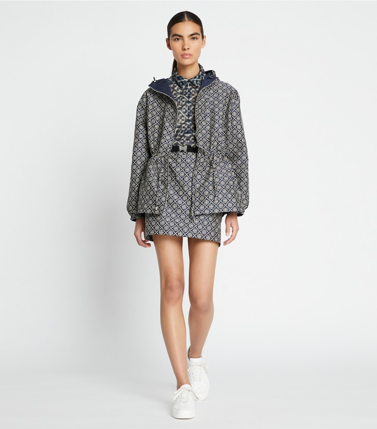 Tory Burch designer giacche Anorak in jacquard con T Monogram in TORY NAVY T MONOGRAM SMALL SPORT front