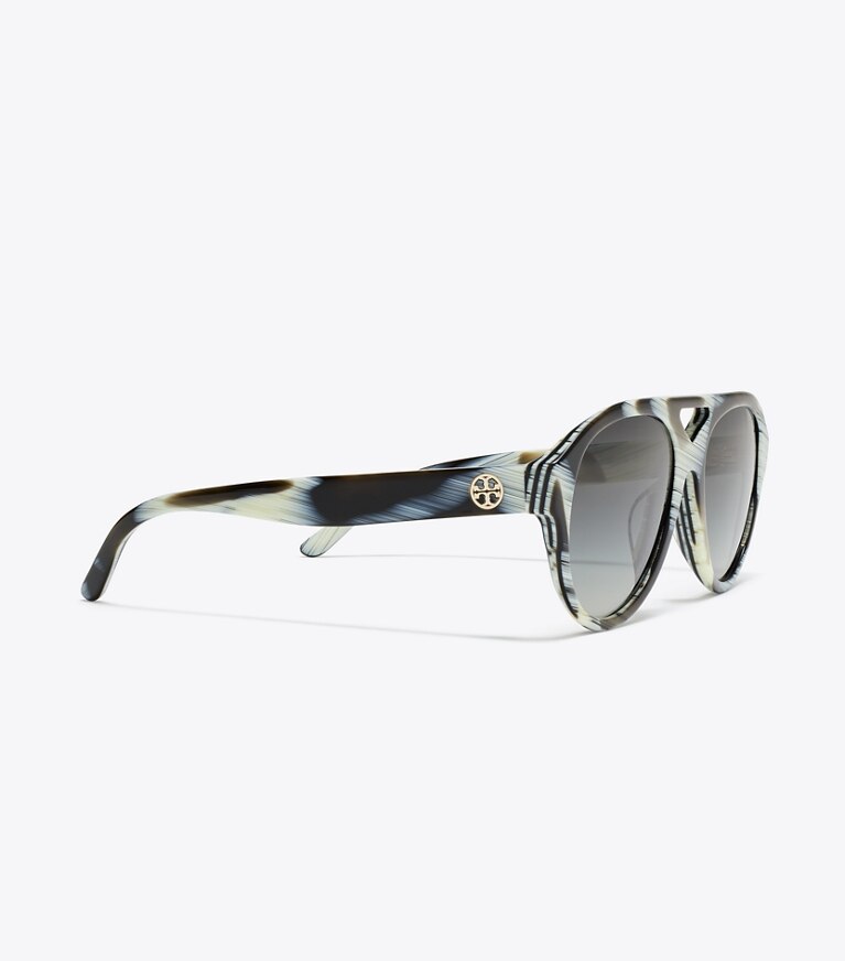 Tory Burch diseñador gafas de sol y anteojos Anteojos de sol Miller tipo aviador en IVORY BROWN HORN/LIGHT GRAY GRADIENT detalle