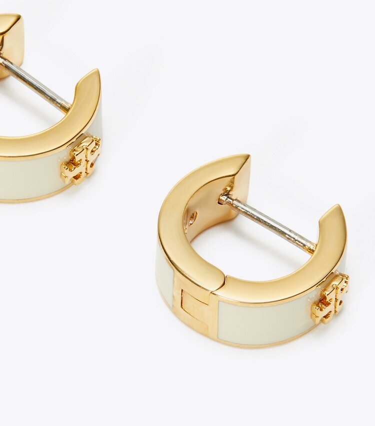 Tory Burch diseñador aretes Aros Huggie Icon esmaltados en Tory Gold / New Ivory detalle