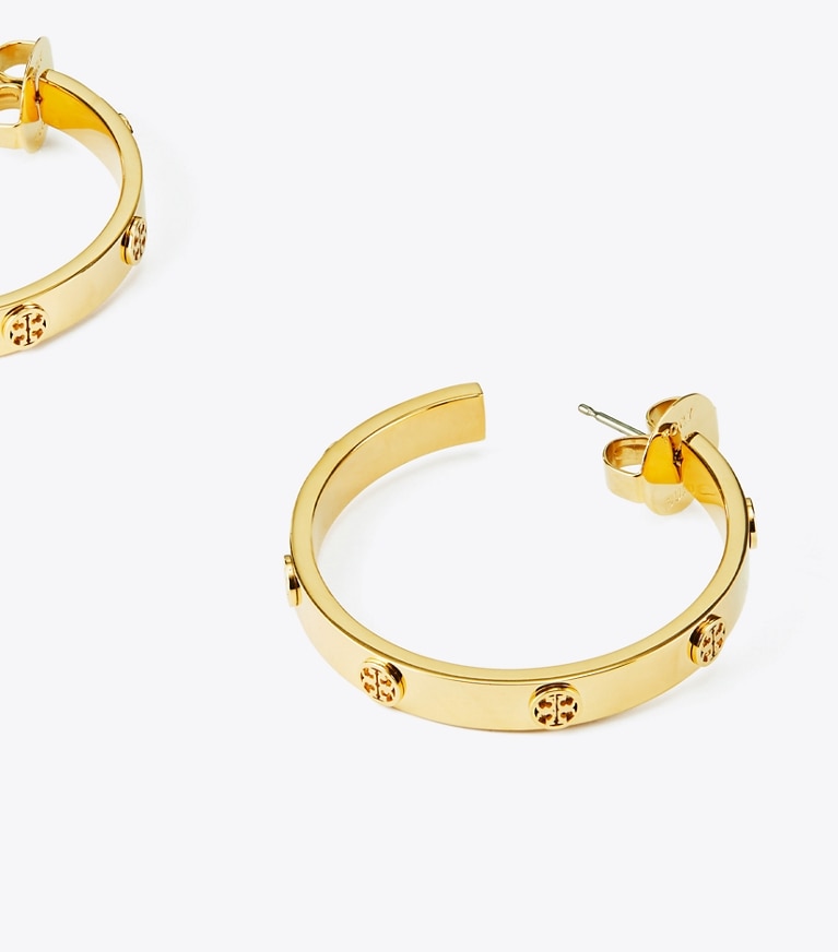 Tory Burch diseñador aretes Aros tipo argolla Icon en Tory Gold detalle