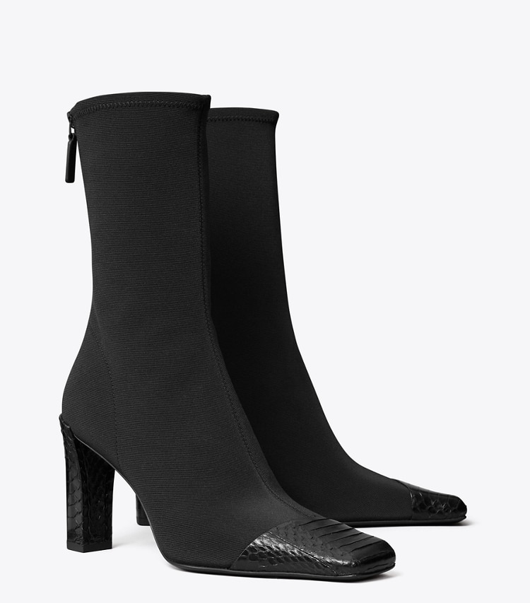 Tory Burch designer stiefeletten Asymmetrischer Stiefel mit Zehenkappe in PERFECT BLACK angle