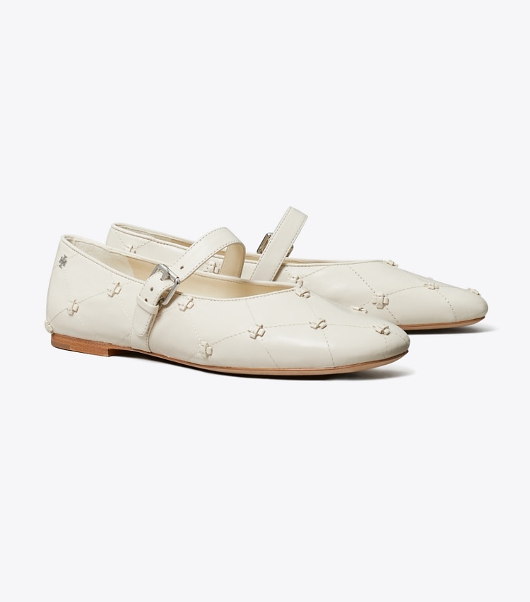 Tory Burch designer mocassins Babies Bunny Knot in LIGHT CREAM / LIGHT CREAM angle