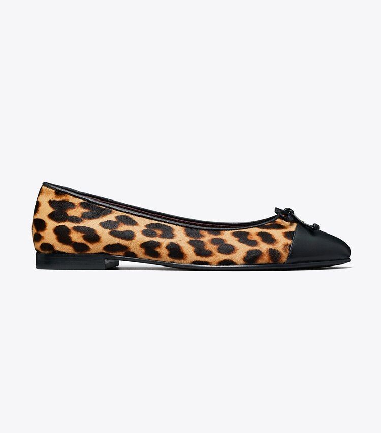Tory Burch designer mocassini Ballerina con punta a contrasto in CLASSIC LEOPARD side