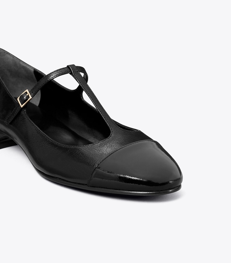 Tory Burch designer loafers Ballerina mit T-Riemchen und Zehenkappe in PERFECT BLACK / PERFECT BLACK angle