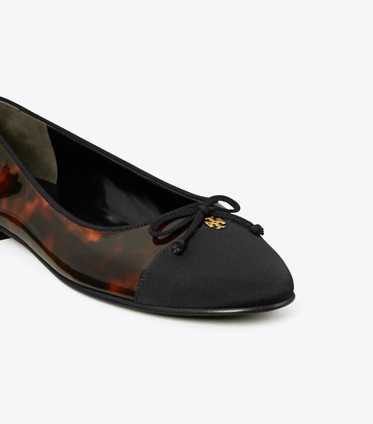 Tory Burch designer loafers Ballerina mit Zehenkappe in TORTOISE PATENT / PERFECT BLACK detail